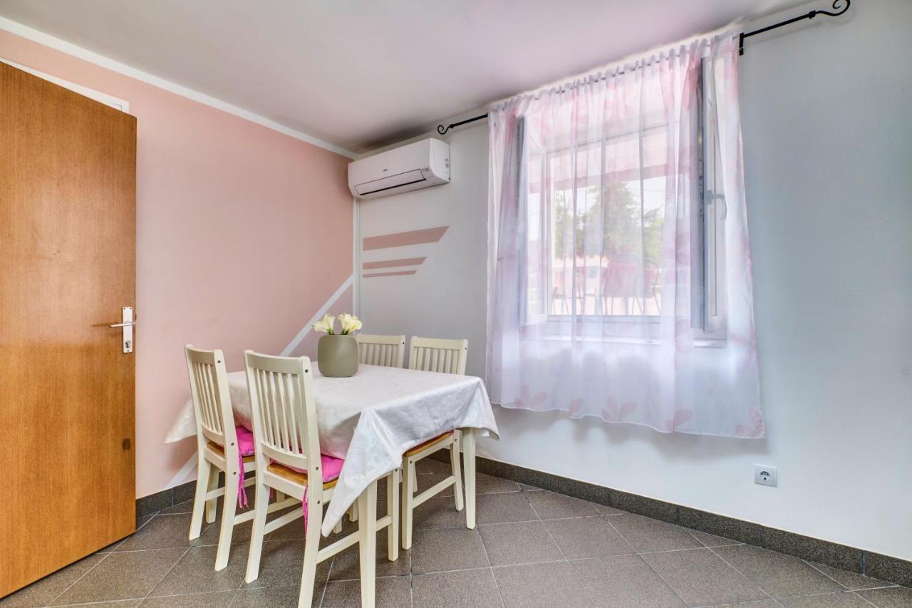 Apartments Ljubica Veli Lošinj Buitenkant foto
