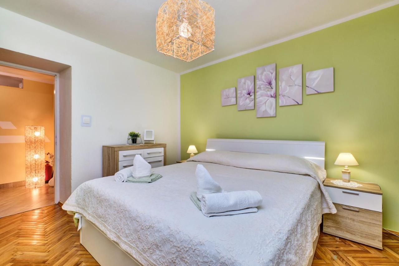 Apartments Ljubica Veli Lošinj Buitenkant foto