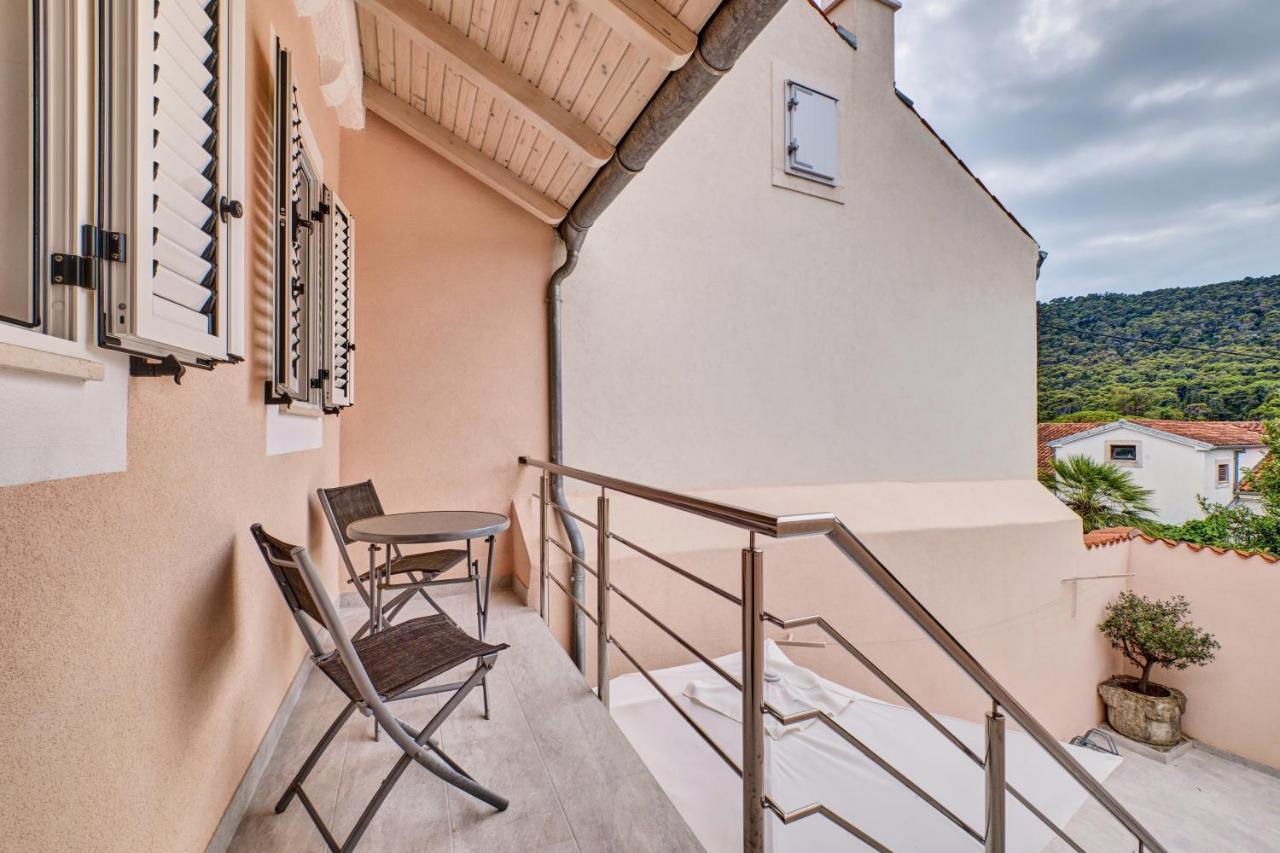 Apartments Ljubica Veli Lošinj Buitenkant foto