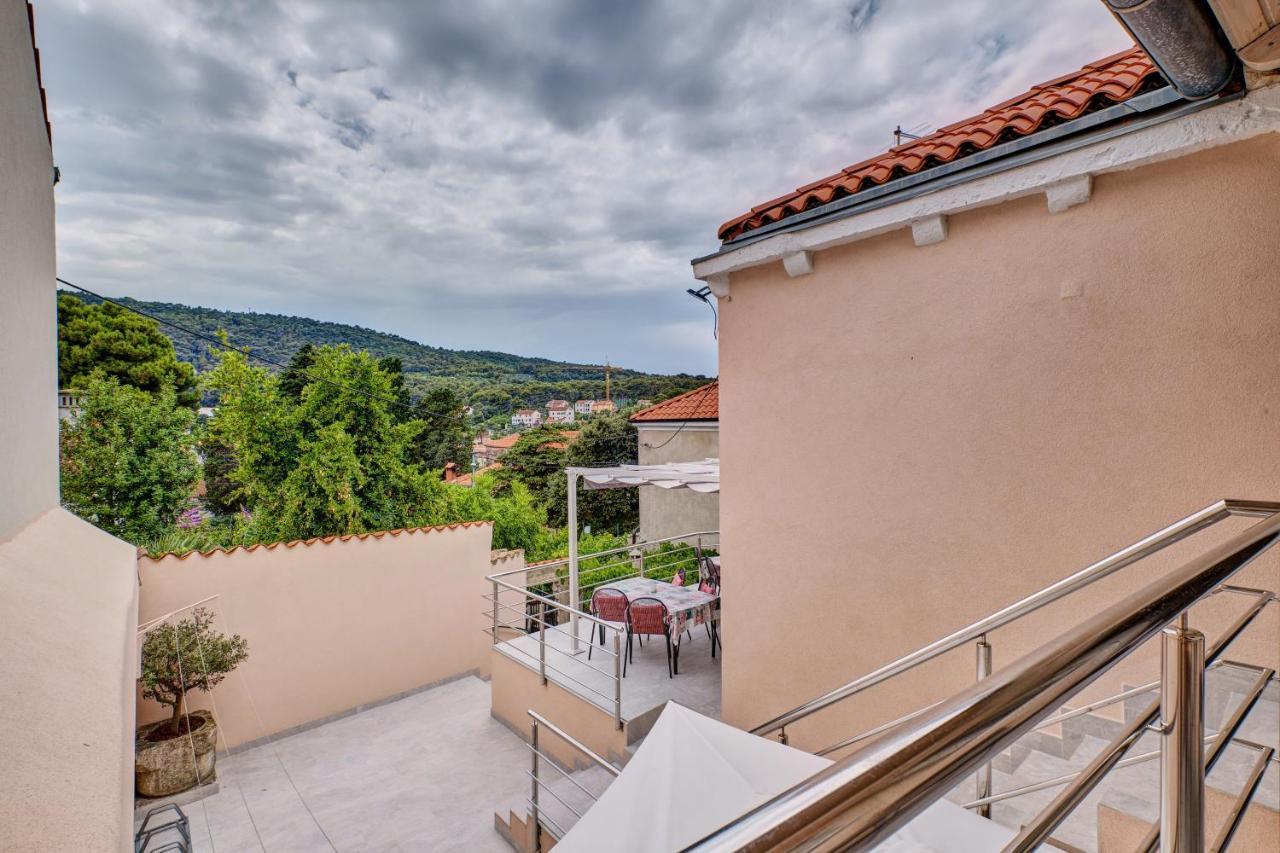 Apartments Ljubica Veli Lošinj Buitenkant foto