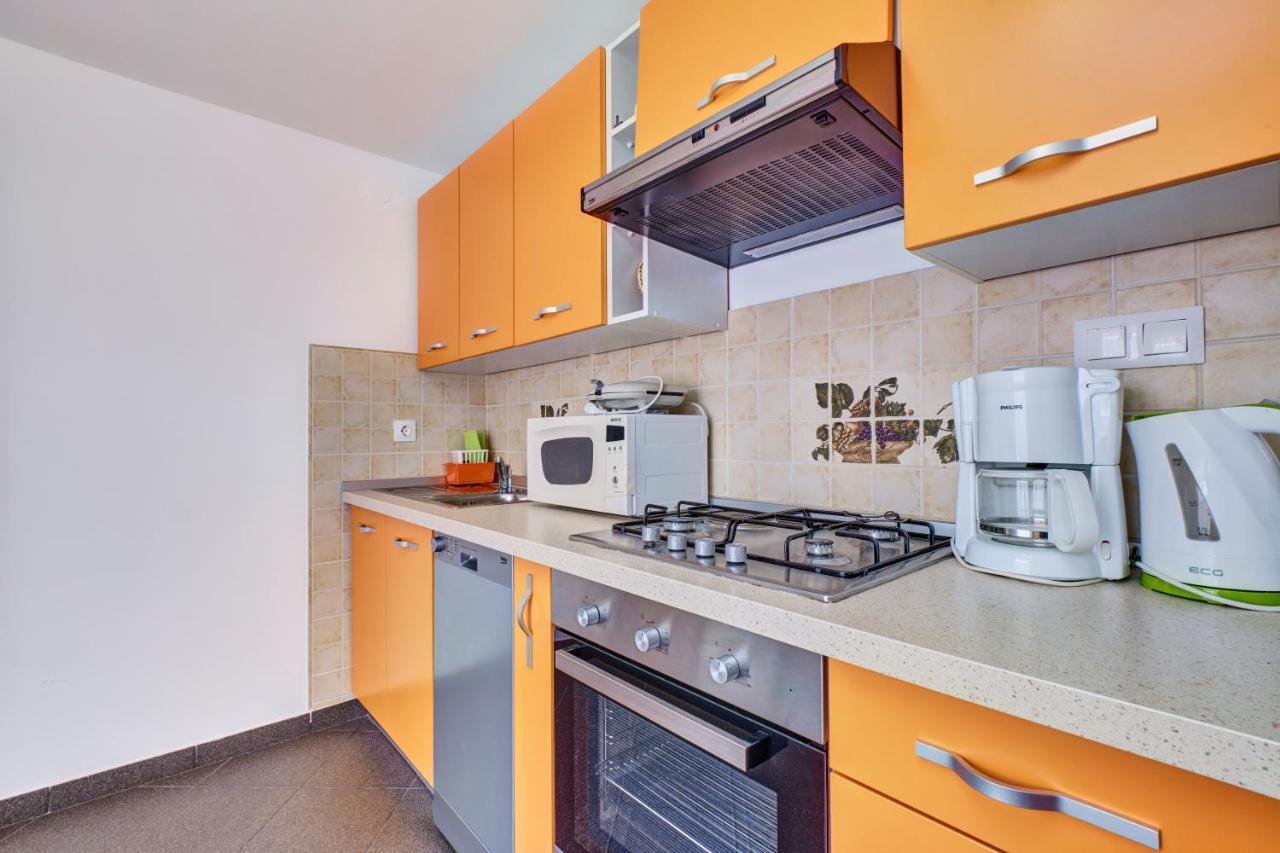 Apartments Ljubica Veli Lošinj Buitenkant foto