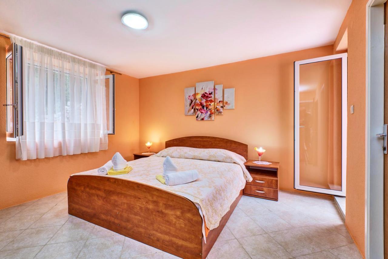 Apartments Ljubica Veli Lošinj Buitenkant foto