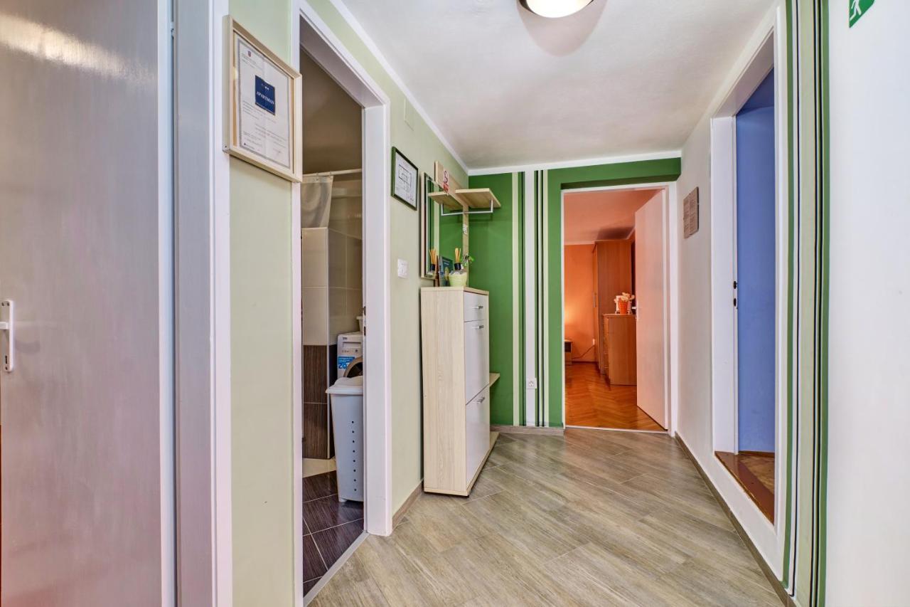 Apartments Ljubica Veli Lošinj Buitenkant foto