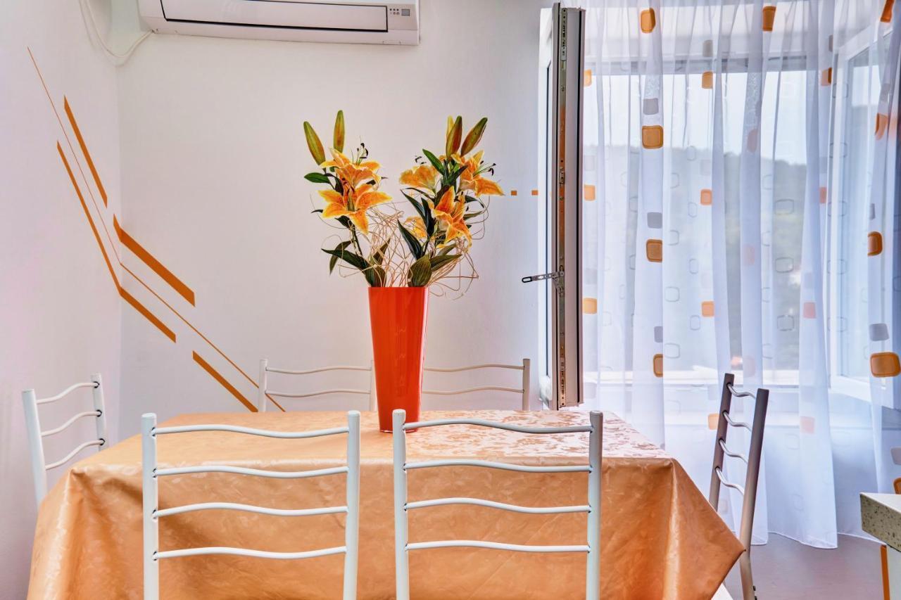 Apartments Ljubica Veli Lošinj Buitenkant foto