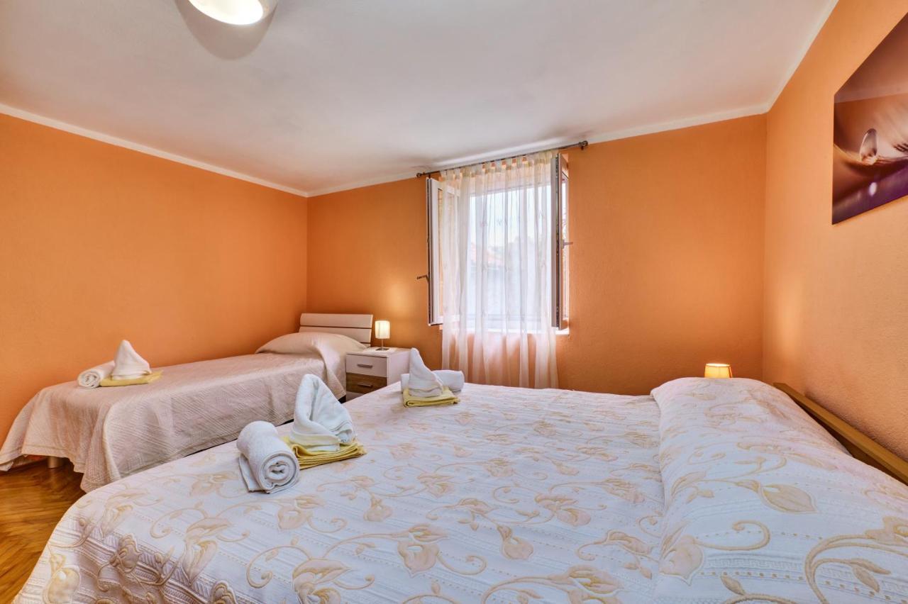 Apartments Ljubica Veli Lošinj Buitenkant foto